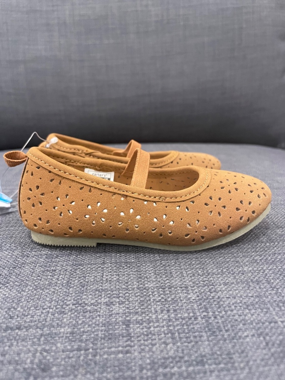 NWT CARTER'S Toddler Girl Floral Mary Jane Shoes Size 6